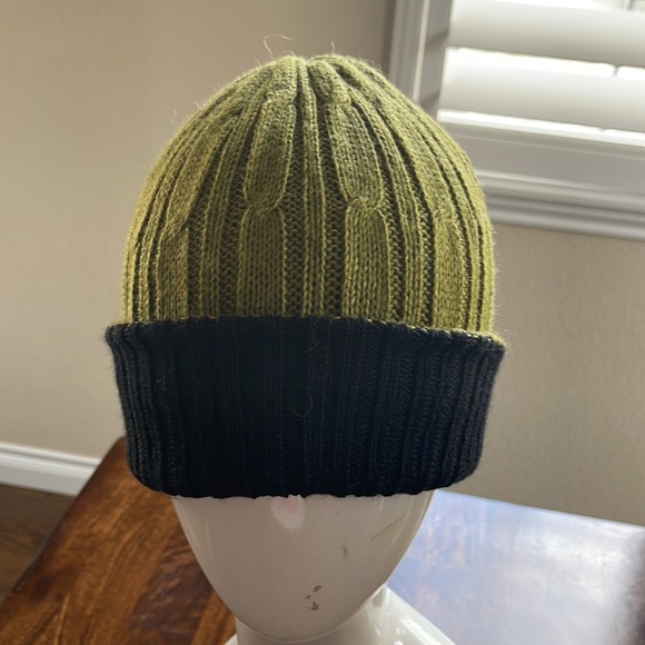 Peruvian alpaca reversible beanie cap - Picture 3 of 6